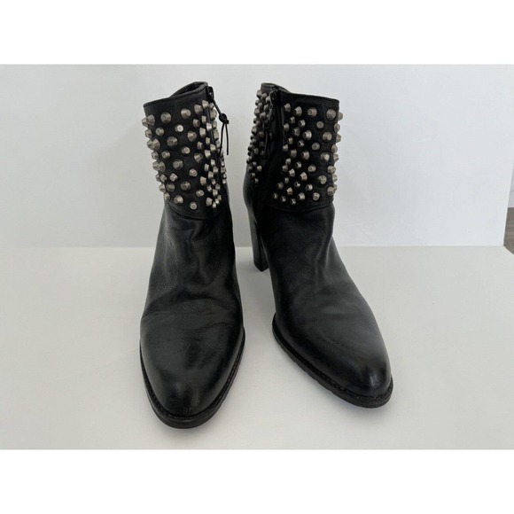 Stuart Weitzman Studded Leather Ankle Moto Boots 3” Block Heel Black Size 9 - Picture 3 of 11